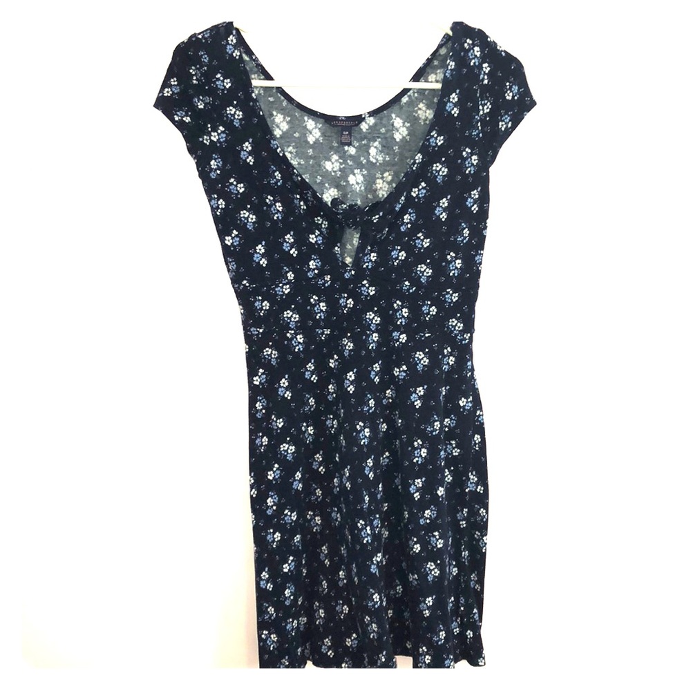 Aeropostale blue short sleeve dress w front tie.